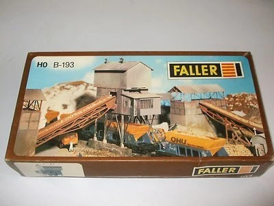 Faller B-193 HO Scale Gravel Elevator Building Kit 1 Faller B-193 HO Scale Gravel Elevator Building Kit